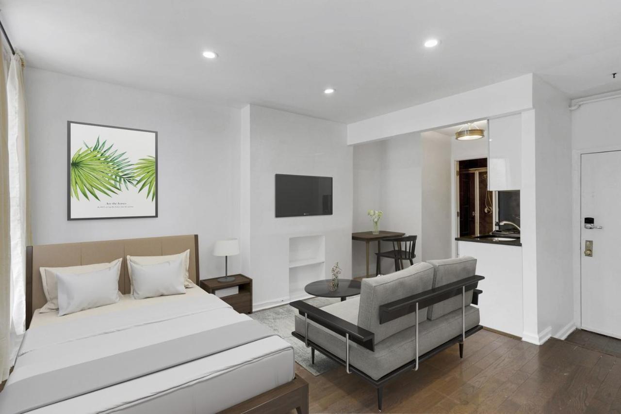 Apartment 407: East Village New York